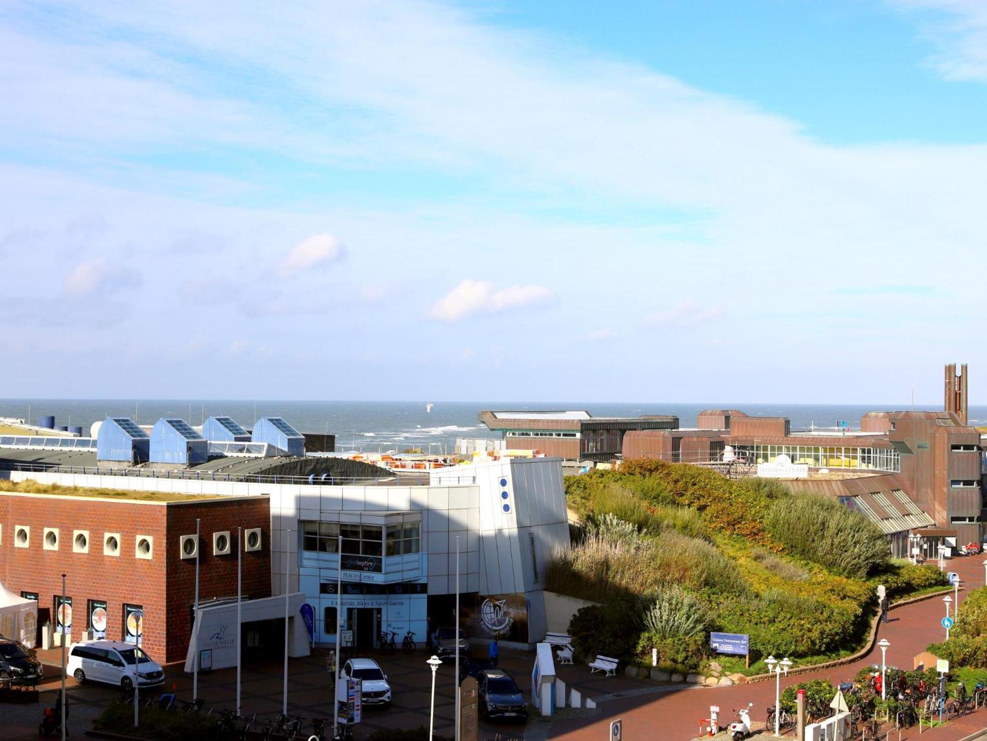 Strandnahe Ferienwohnung, Zentral Gelegen, Wlan Und Balkon, Andreas Dirks-Str. 1 Westerland Exterior photo